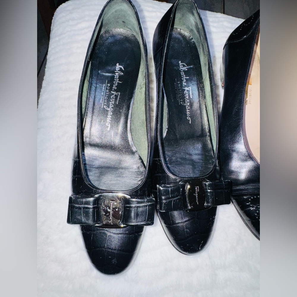Salvatore Ferragamo Black Flats & Loafers - Picture 2 of 13